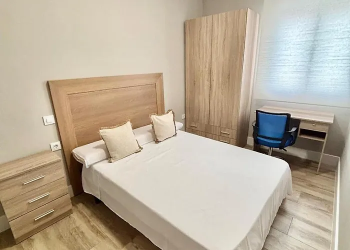 New, Modern And In Triana *